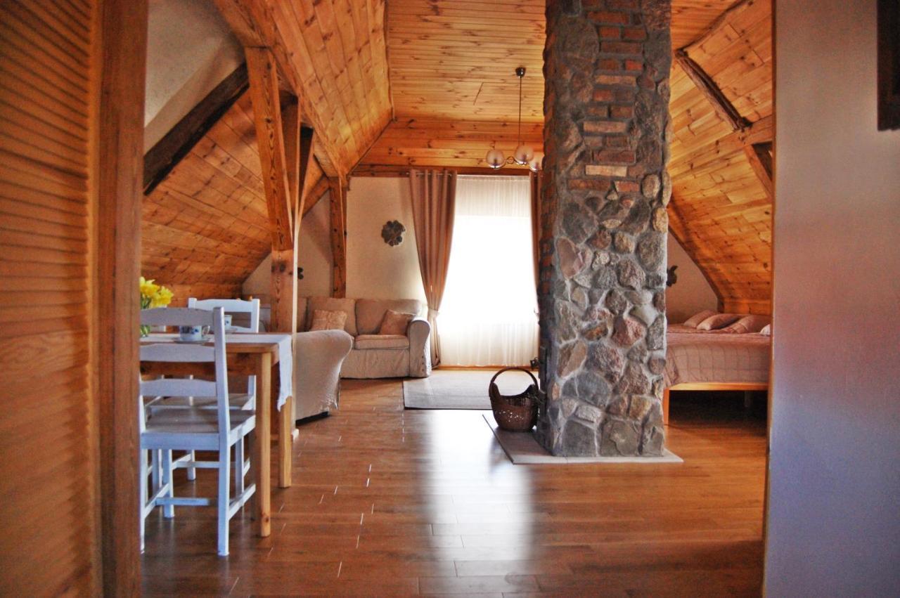 Oaza Pod Strzecha Klimatyczny Dom Z 3 Sypialniami Na Wylacznosc Z Kominkiem I Duzym Ogrodem Ustronie Morskie Dış mekan fotoğraf
